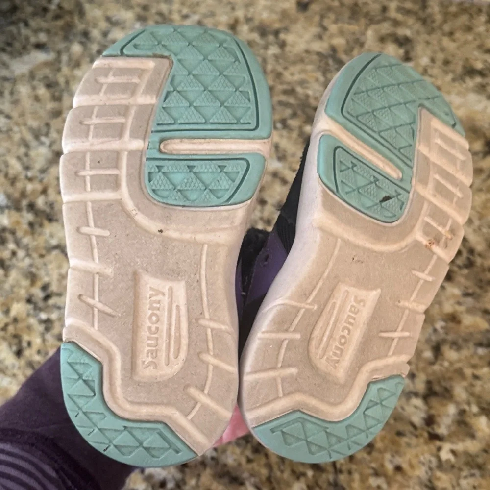 Saucony Kids' Navy and Mint Sneakers